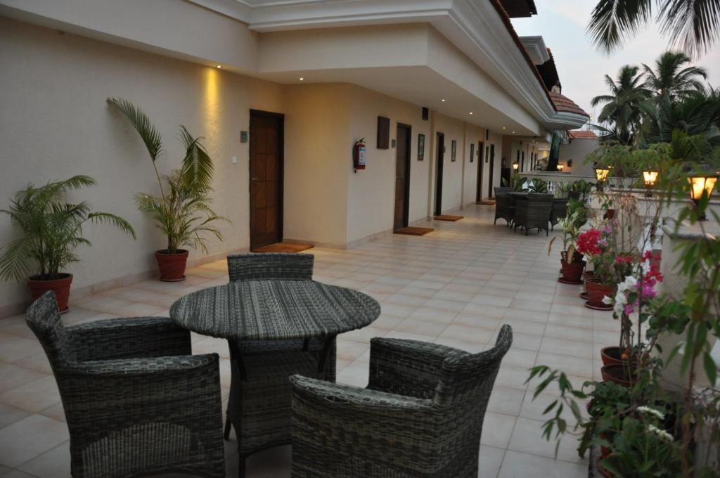 Sukhmantra Resort & Spa Candolim Exterior foto